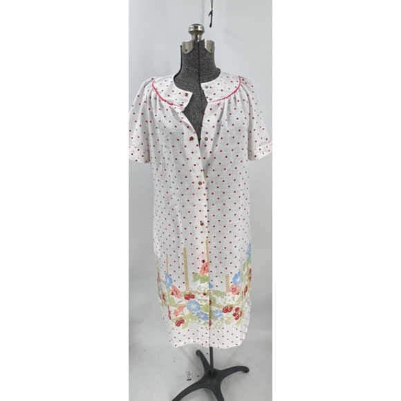 Dan-Ellen vintage, granny cottage core floral, polkadot snap front house dress - Picture 8 of 14